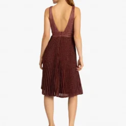 APART Kleid In Bordeaux -Günstiges Moden Zauber Geschäft apart kleid in bordeaux 2