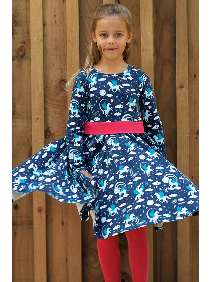 Frugi Kleid "Twilight Pegasus" In Dunkelblau 5 Frugi Kleid "Twilight Pegasus" In Dunkelblau – Bild 3
