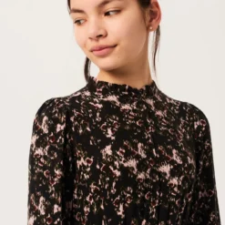 Garcia Kleid In Off Black -Günstiges Moden Zauber Geschäft garcia kleid in off black 4