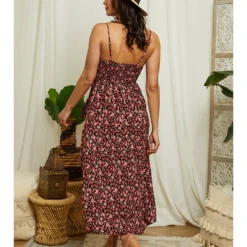 Kleid In Dunkelrot -Günstiges Moden Zauber Geschäft larmoire de suzette kleid in dunkelrot 2