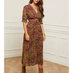 Kleid In Grün/ Pink -Günstiges Moden Zauber Geschäft larmoire de suzette kleid in grun pink 1