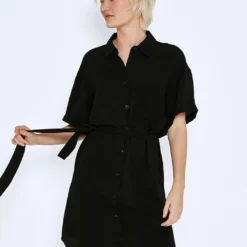 Günstiges Moden Zauber Geschäft -Günstiges Moden Zauber Geschäft noisy may kleid nmclara in schwarz 1