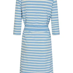 Kleid "Nudania" In Hellblau/ Weiß -Günstiges Moden Zauber Geschäft numph kleid nudania in hellblau weiss 1