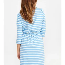 Kleid "Nudania" In Hellblau/ Weiß -Günstiges Moden Zauber Geschäft numph kleid nudania in hellblau weiss 3