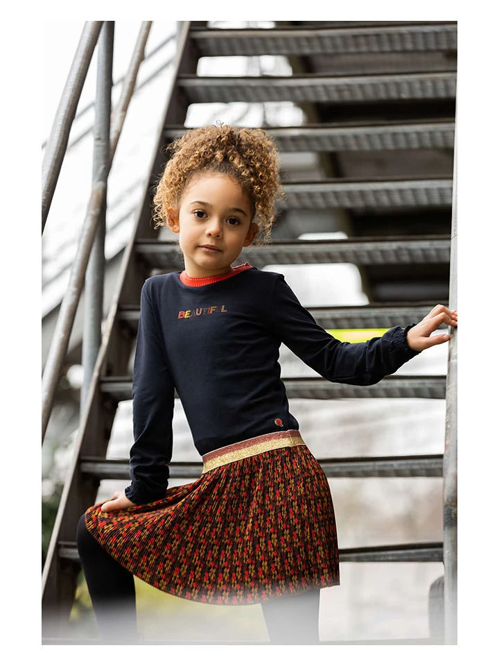 Kleid In Schwarz 5 Kleid In Schwarz – Bild 3