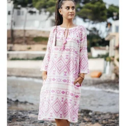 Kleid In Weiß/ Pink/ Bunt