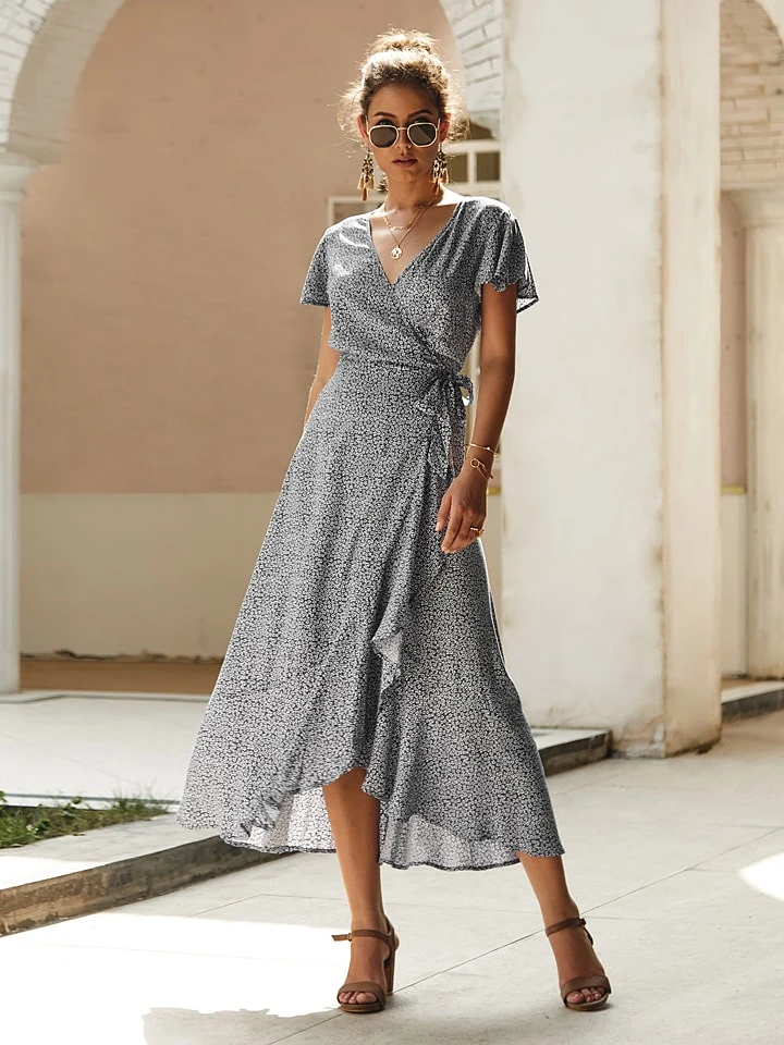 Kleid In Schwarz 4 Kleid In Schwarz – Bild 2