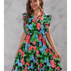 Kleid In Dunkelgrün/ Bunt