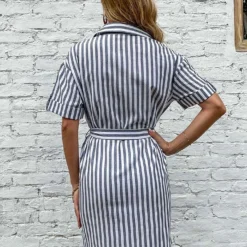 Kleid In Grau/ Weiß 6 Kleid In Grau/ Weiß -Günstiges Moden Zauber Geschäft tina kleid in grau weiss 1