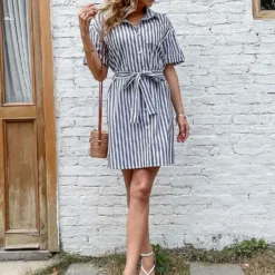 Kleid In Grau/ Weiß 7 Kleid In Grau/ Weiß -Günstiges Moden Zauber Geschäft tina kleid in grau weiss 2